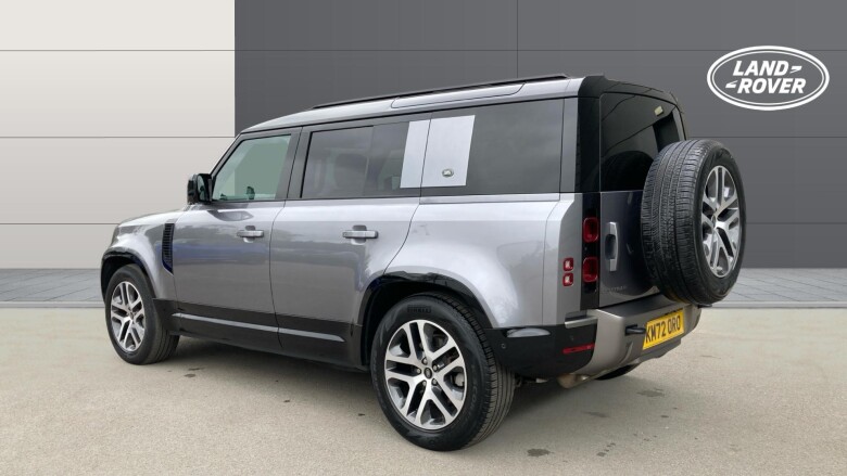 Land Rover Defender 3.0 D300 X-Dynamic SE 110 5dr Auto [7 Seat] Diesel Estate